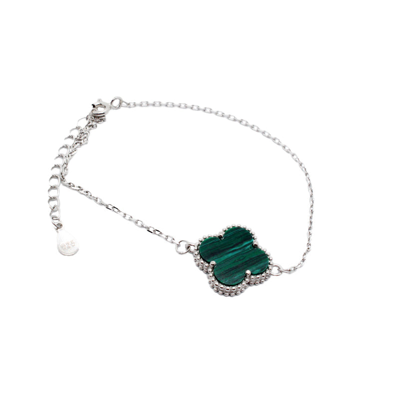 Pulsera de trébol de cuatro hojas en plata de ley