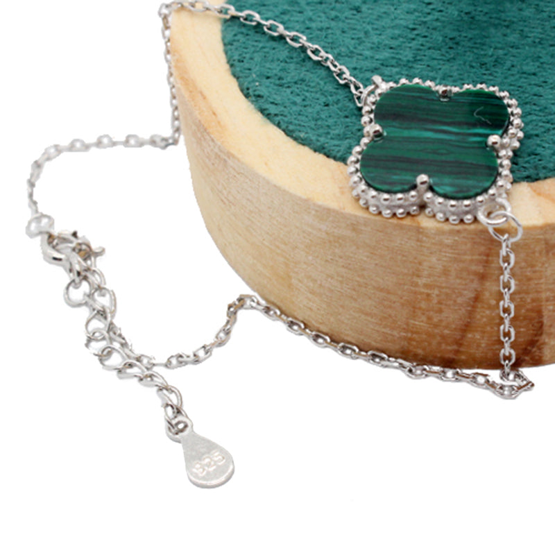 Pulsera de trébol de cuatro hojas en plata de ley
